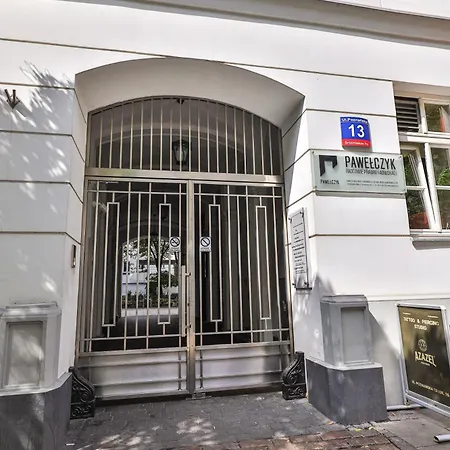 Poznanska 13 By Perfect Varsó